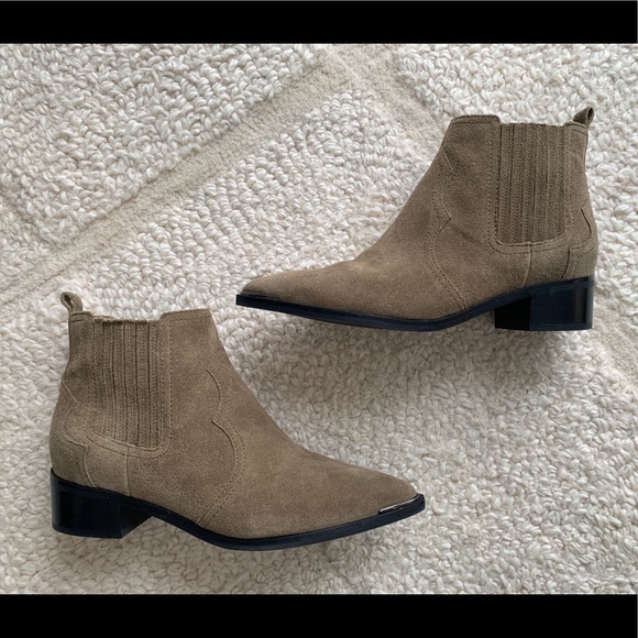 marc fisher suede boots